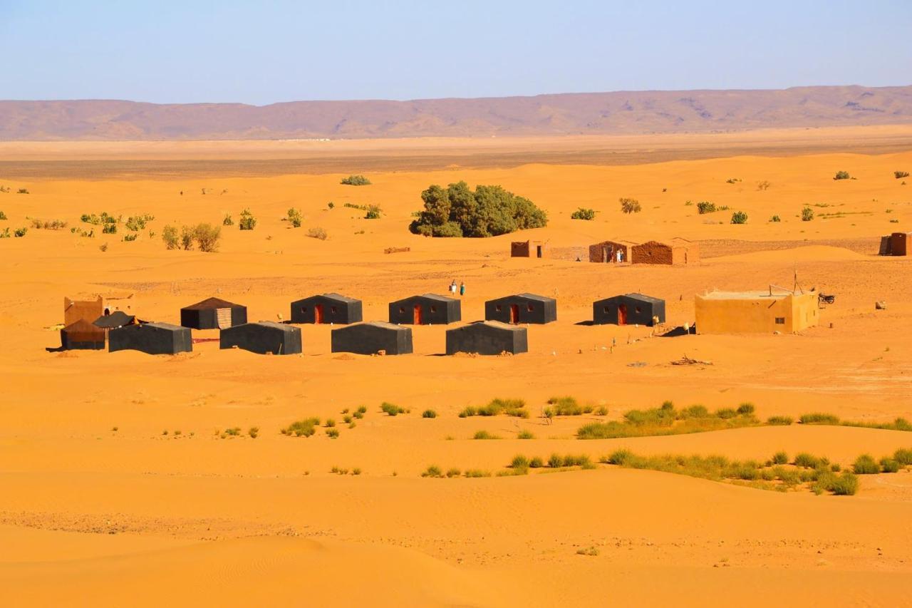 Отель Camp Mbark Authentic Мхамид Экстерьер фото